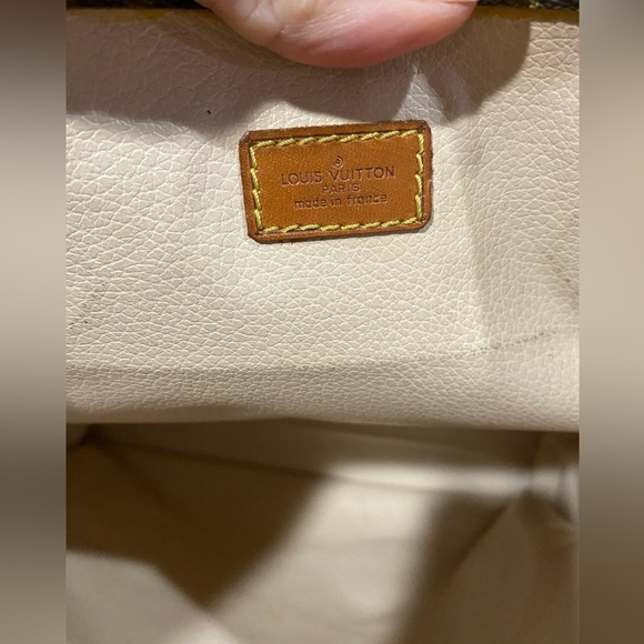 Louis Vuitton Sac Plat Tote Bag - Picture 12 of 13